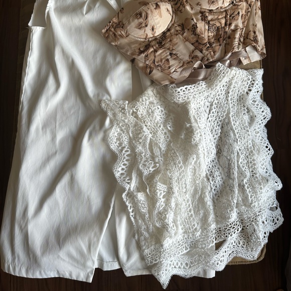 Bundle of clothes! Size small - us 2-4 - Picture 8 of 15